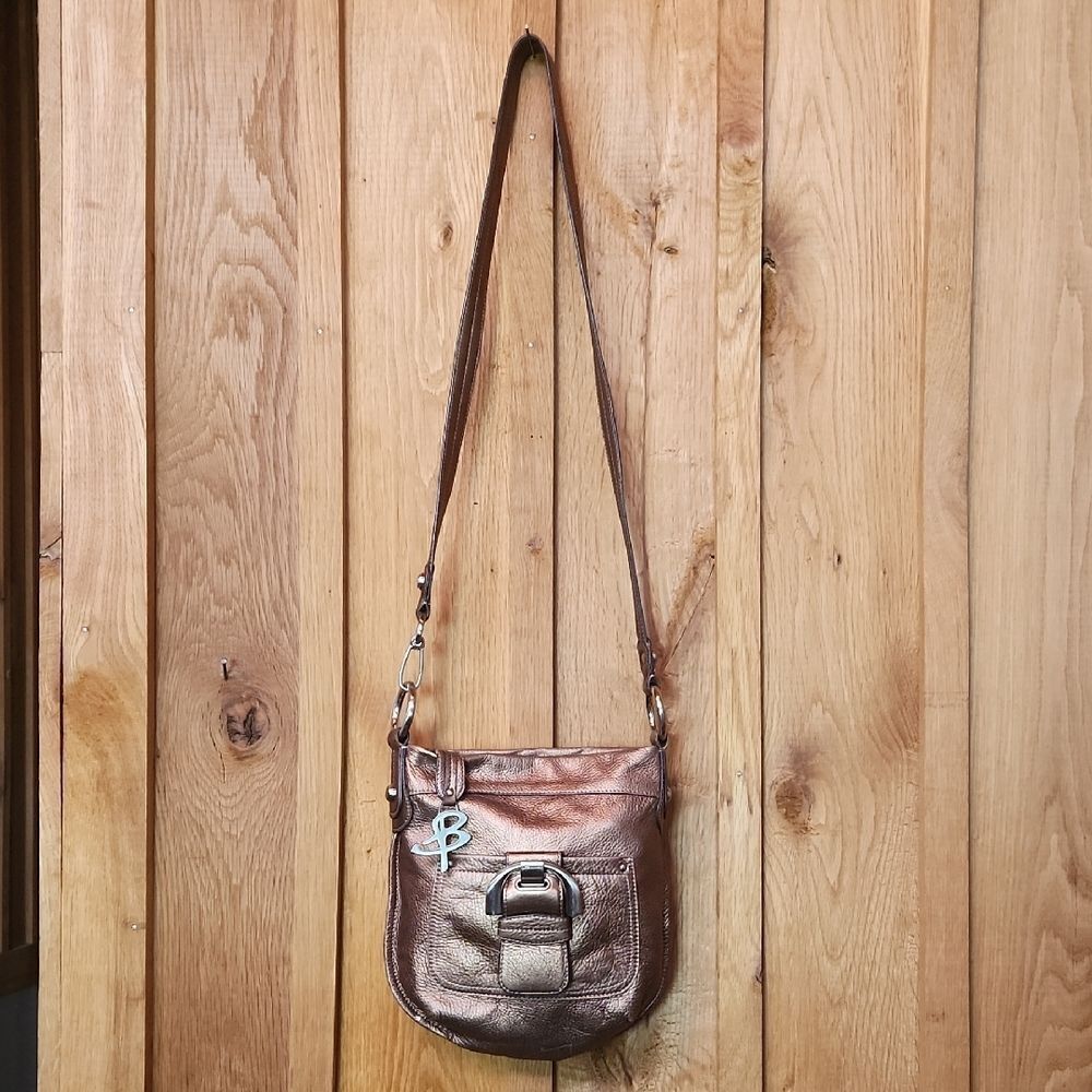B. Makowsky Designer Metallic Bronze Leather Crossbody Bag Purse Silver Hardware